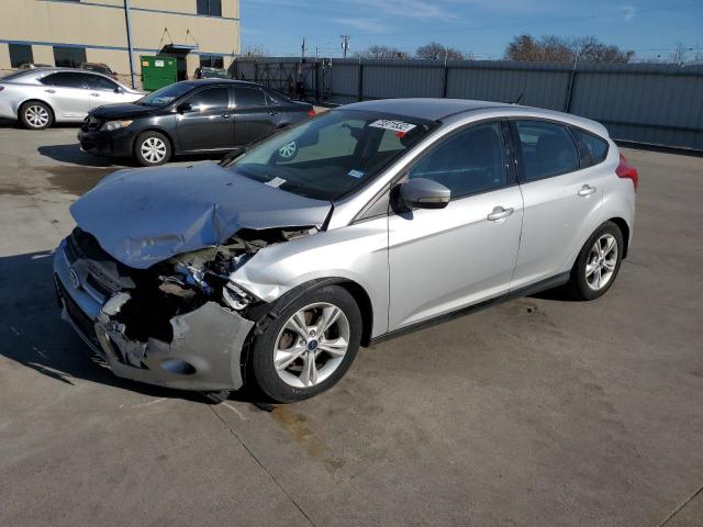 FORD FOCUS SE 2013 مع رقم تعريف المركبة 1FADP3K2XDL158045 - صورة من المزاد