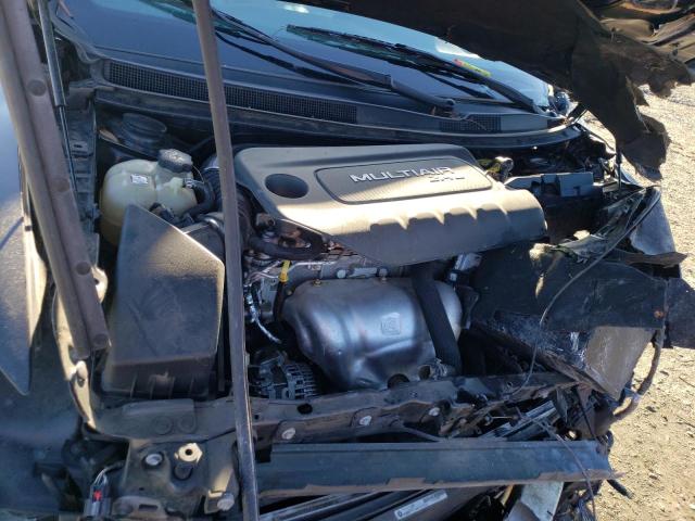 Photo 11 from auction – 2017 CHRYSLER 200 LIMITE with VIN 1C3CCCAB2HN507989