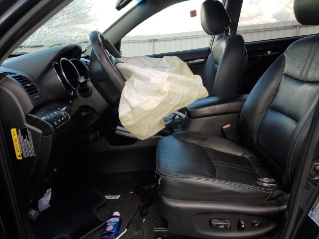 Photo 7 from auction – 2011 KIA SORENTO EX with VIN 5XYKUDA15BG065354