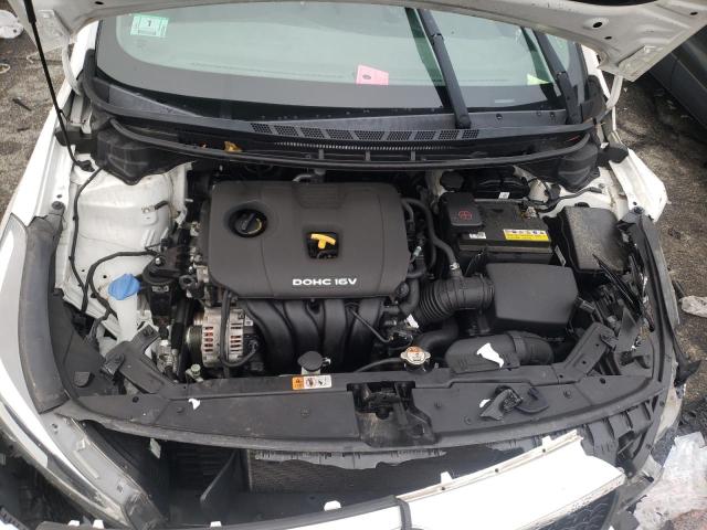 Photo 11 from auction – 2017 KIA FORTE LX with VIN 3KPFL4A78HE104355