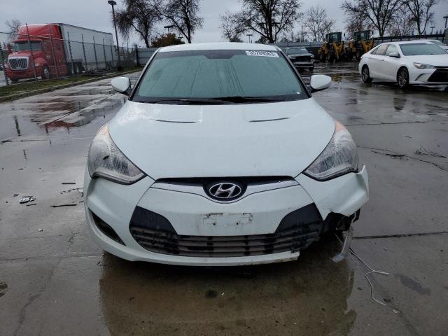 Photo 5 from auction – 2012 HYUNDAI VELOSTER with VIN KMHTC6AD0CU080255