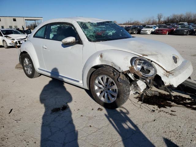 Photo 4 from auction – 2019 VOLKSWAGEN BEETLE S with VIN 3VWFD7AT0KM707516