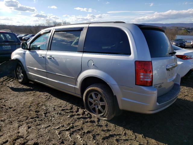 Photo 2 from auction – 2010 CHRYSLER TOWN & COU with VIN 2A4RR5DX3AR137047