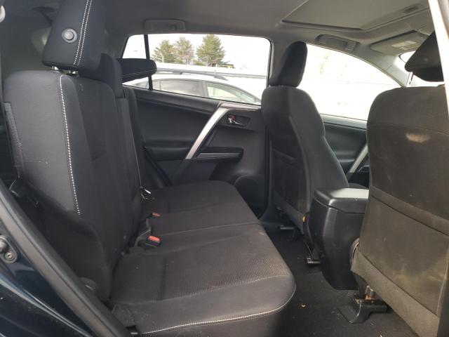 Photo 11 from auction – 2017 TOYOTA RAV4 XLE with VIN JTMRFREV2HD198647