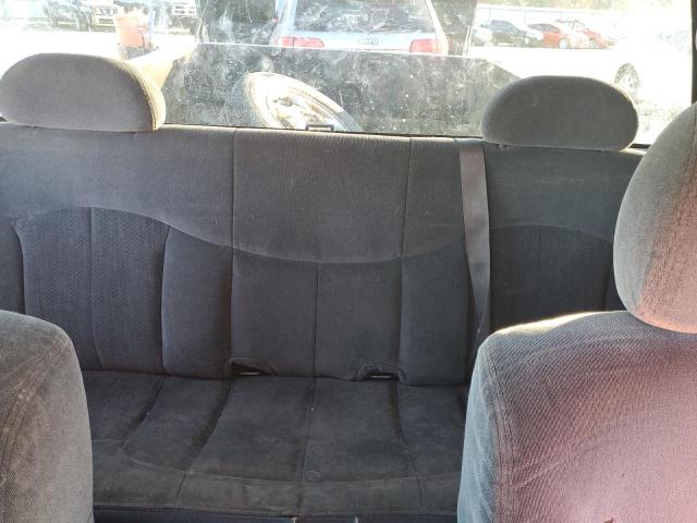 Photo 10 from auction – 2002 CHEVROLET SILV1500 2 with VIN 2GCEC19V721361055