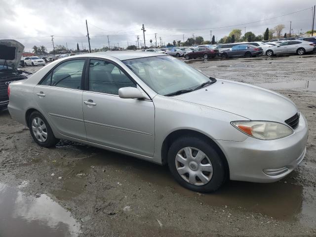 صورة رقم 4 من المزاد - 2002 TOYOTA CAMRY LE مع VIN JTDBE32K820121095