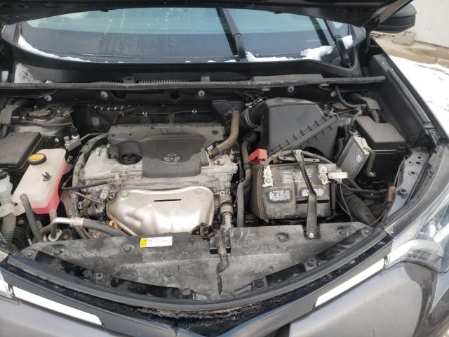 Photo 11 from auction – 2018 TOYOTA RAV4 LE with VIN 2T3ZFREV8JW450832