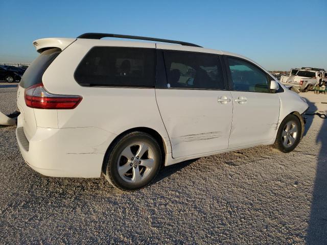 Photo 3 from auction – 2015 TOYOTA SIENNA LE with VIN 5TDKK3DC8FS564011