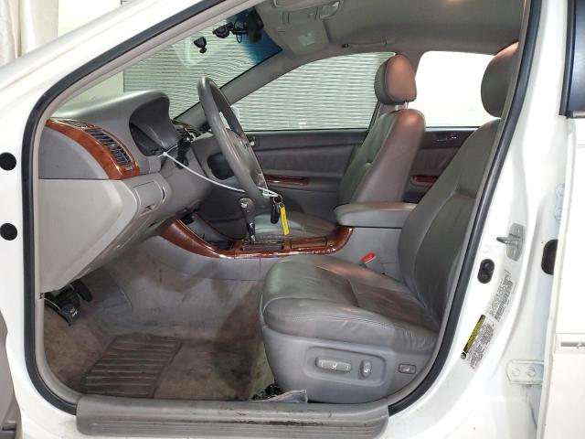 Photo 7 from auction – 2004 TOYOTA CAMRY LE with VIN 4T1BE32K54U303635