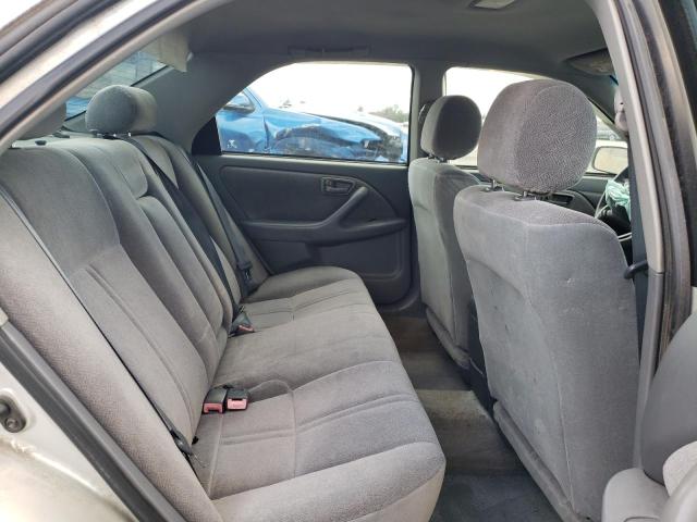 Photo 10 from auction – 2001 TOYOTA CAMRY CE with VIN 4T1BG22K71U772483