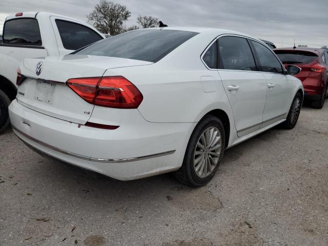 Photo 3 from auction – 2016 VOLKSWAGEN PASSAT SE with VIN 1VWBS7A32GC035178