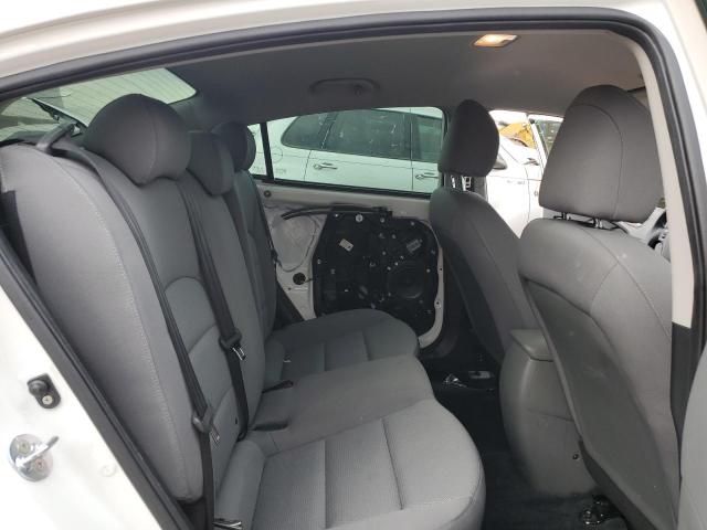 Photo 10 from auction – 2017 KIA FORTE LX with VIN 3KPFK4A78HE089519