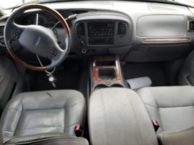 Photo 8 from auction – 2001 LINCOLN NAVIGATOR with VIN 5LMFU28R11LJ13428