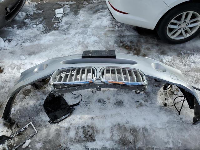 Photo 13 from auction – 2015 BMW X5 XDRIVE5 with VIN 5UXKR6C55F0J73769