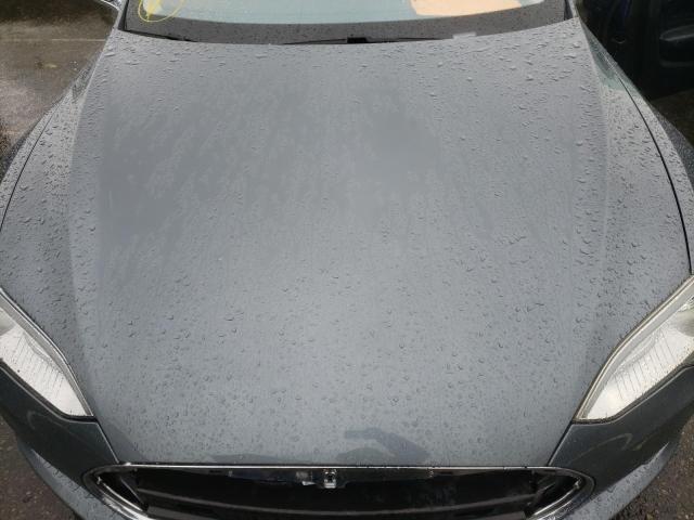 Photo 11 from auction – 2013 TESLA MODEL S with VIN 5YJSA1CG7DFP04742