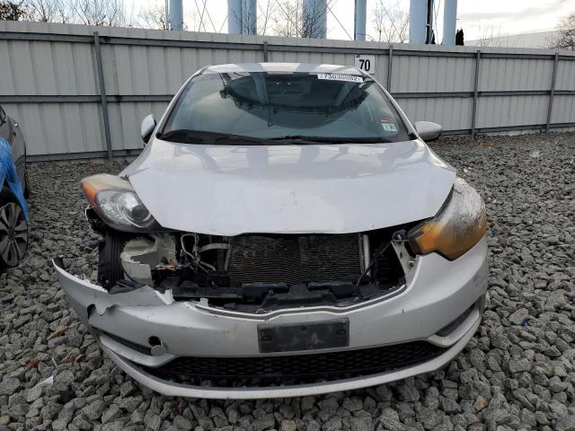 Photo 5 from auction – 2016 KIA FORTE LX with VIN KNAFK4A67G5487237