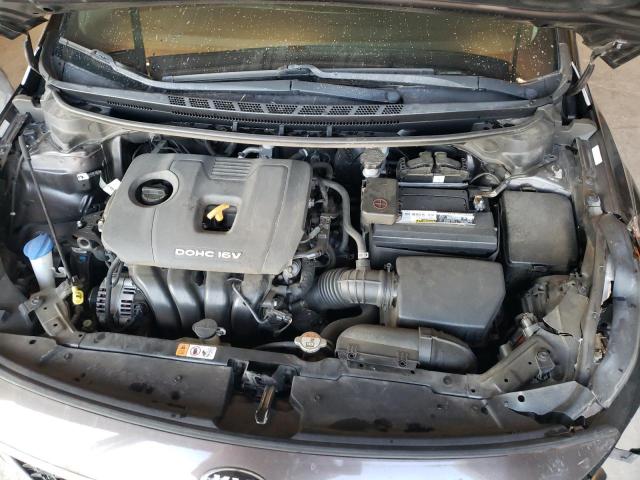 Photo 11 from auction – 2017 KIA FORTE LX with VIN 3KPFL4A79HE018553