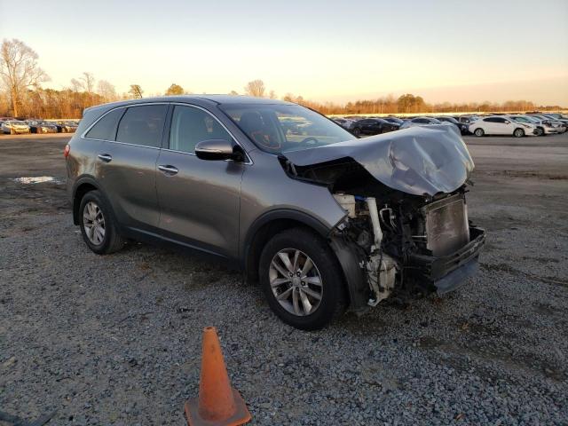 Photo 4 from auction – 2016 KIA SORENTO LX with VIN 5XYPG4A32GG070131
