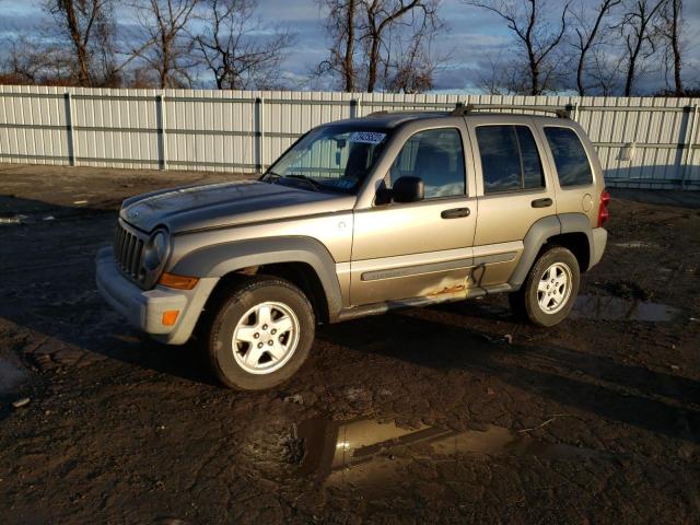 JEEP LIBERTY 2005 with VIN 1J4GL48K35W500364 - Photo from auction