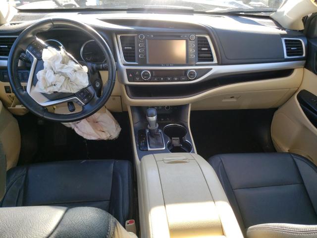 Фото 8 с аукциона – 2018 TOYOTA HIGHLANDER с VIN 5TDBZRFHXJS803218