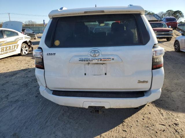 Photo 6 from auction – 2016 TOYOTA 4RUNNER SR with VIN JTEZU5JR4G5117448