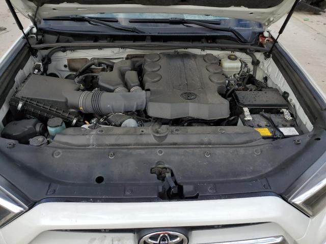 Photo 12 from auction – 2019 TOYOTA 4RUNNER SR with VIN JTEBU5JR8K5636111