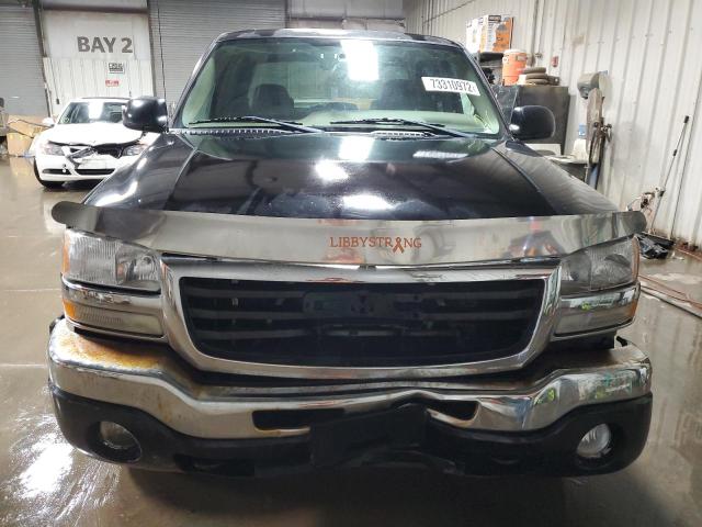 Photo 5 from auction – 2005 GMC NEW SIERRA with VIN 2GTEK13T551203649