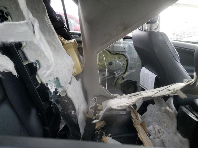 Photo 11 from auction – 2015 TOYOTA RAV4 LIMIT with VIN JTMDFREV4FJ043476