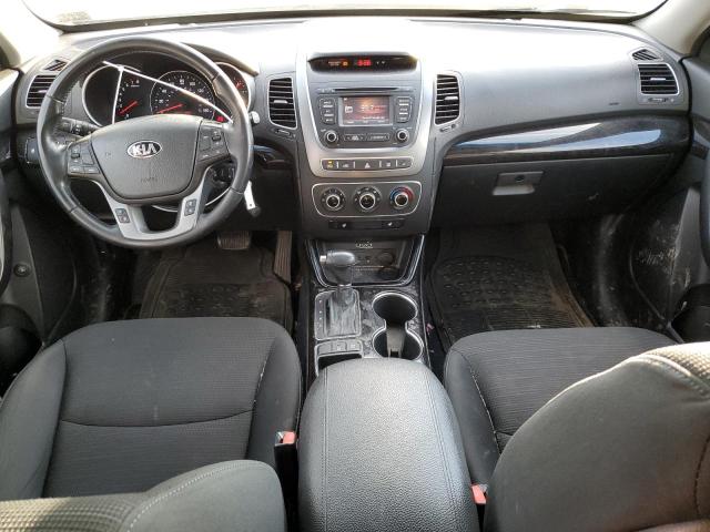 Photo 8 from auction – 2015 KIA SORENTO LX with VIN 5XYKTCA62FG592167