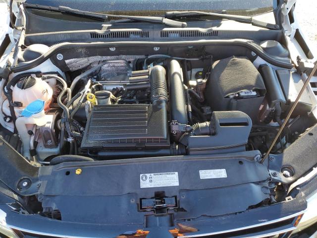Photo 11 from auction – 2017 VOLKSWAGEN JETTA SE with VIN 3VWDB7AJ7HM330106