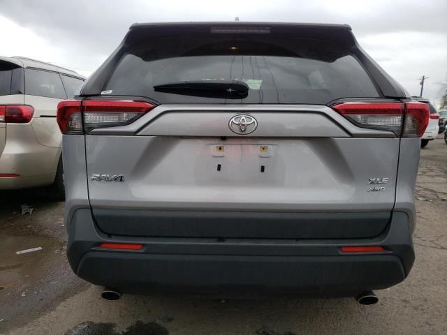 Photo 6 from auction – 2019 TOYOTA RAV4 XLE with VIN JTMP1RFV3KD045660