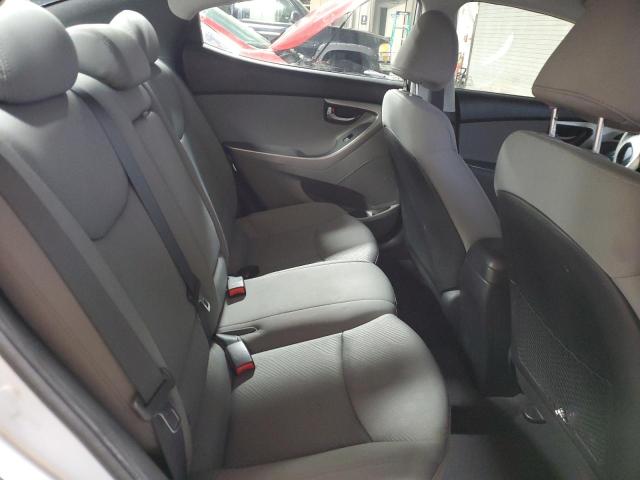 Photo 10 from auction – 2012 HYUNDAI ELANTRA GL with VIN 5NPDH4AE8CH066590