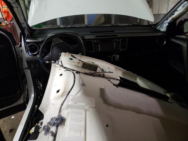 Photo 8 from auction – 2016 TOYOTA RAV4 LE with VIN 2T3BFREV0GW512153