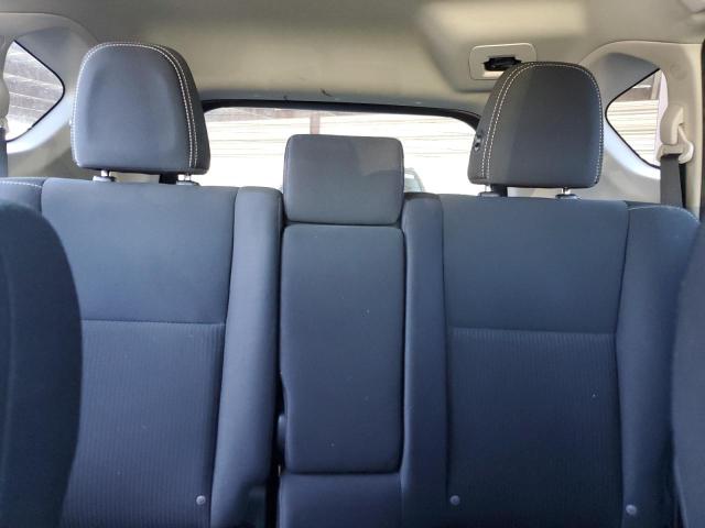Photo 10 from auction – 2015 TOYOTA RAV4 XLE with VIN 2T3WFREV2FW203073