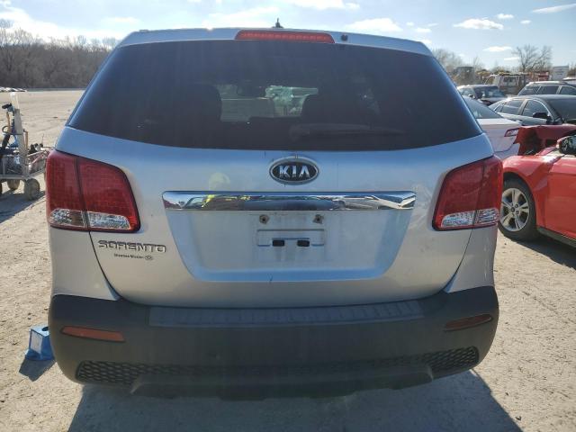 Photo 6 from auction – 2013 KIA SORENTO LX with VIN 5XYKT4A10DG325844