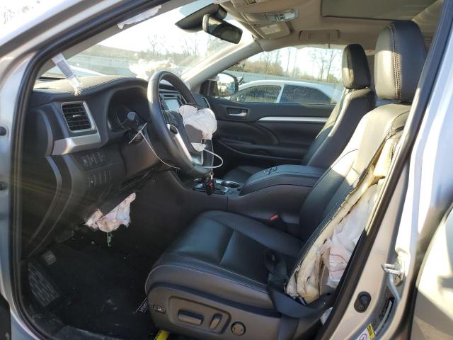 Photo 7 from auction – 2019 TOYOTA HIGHLANDER with VIN 5TDJZRFH9KS589111