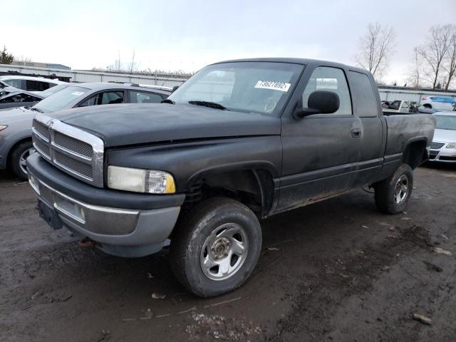 DODGE RAM 1500 2000 with VIN 1B7HF13Y0YJ181566 - Photo from auction