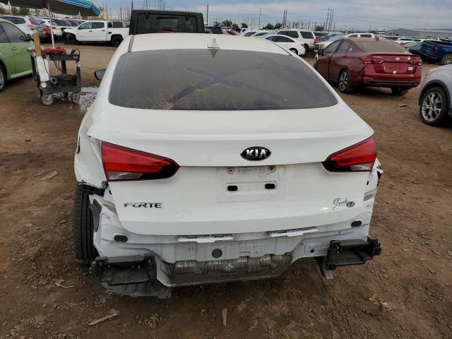 Photo 6 from auction – 2017 KIA FORTE LX with VIN 3KPFK4A78HE089519