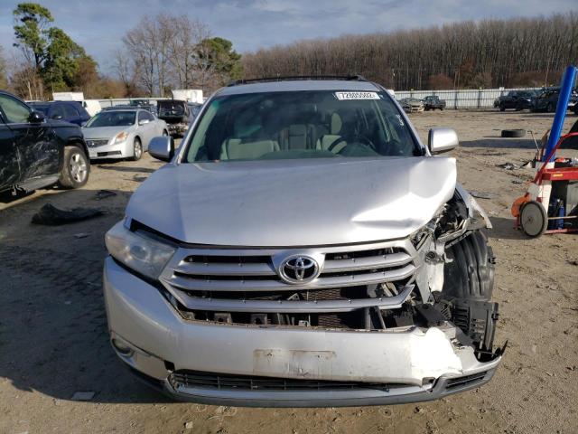 Photo 5 from auction – 2011 TOYOTA HIGHLANDER with VIN 5TDBK3EHXBS088302