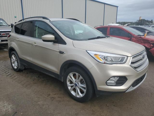 Photo 4 from auction – 2017 FORD ESCAPE SE with VIN 1FMCU9G90HUD96375