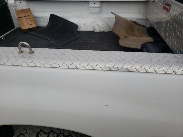 Photo 10 from auction – 2005 TOYOTA TUNDRA with VIN 5TBJT32155S458231
