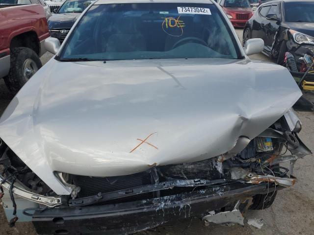 Photo 11 from auction – 2004 TOYOTA CAMRY with VIN 4T1BF32K14U081981