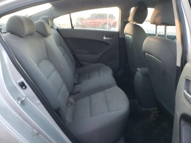 Zdjęcie 10 z aukcji – 2017 KIA FORTE LX z VIN 3KPFK4A74HE039622