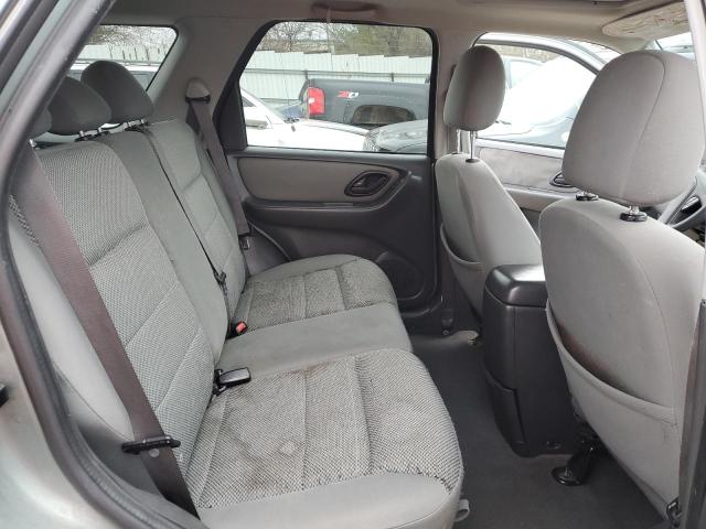 Photo 11 from auction – 2005 FORD ESCAPE XLT with VIN 1FMYU03165KB08853