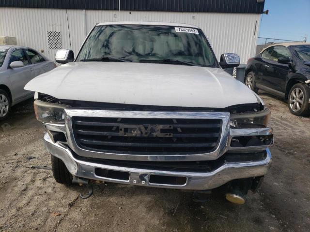 Photo 5 from auction – 2005 GMC NEW SIERRA with VIN 2GTEC13T051142191