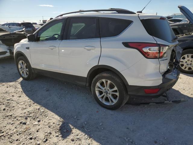 Photo 2 from auction – 2017 FORD ESCAPE SE with VIN 1FMCU0GD0HUB42262