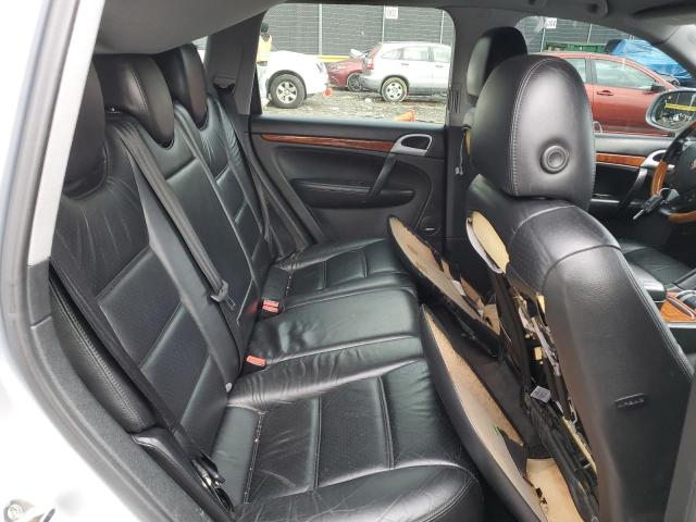 Photo 11 from auction – 2004 PORSCHE CAYENNE S with VIN WP1AB29P84LA66390