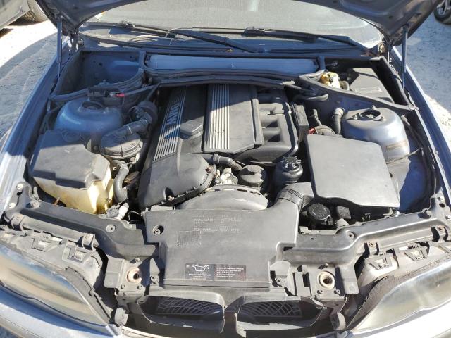 Photo 11 from auction – 2005 BMW 325 I with VIN WBAEV33465KW19167