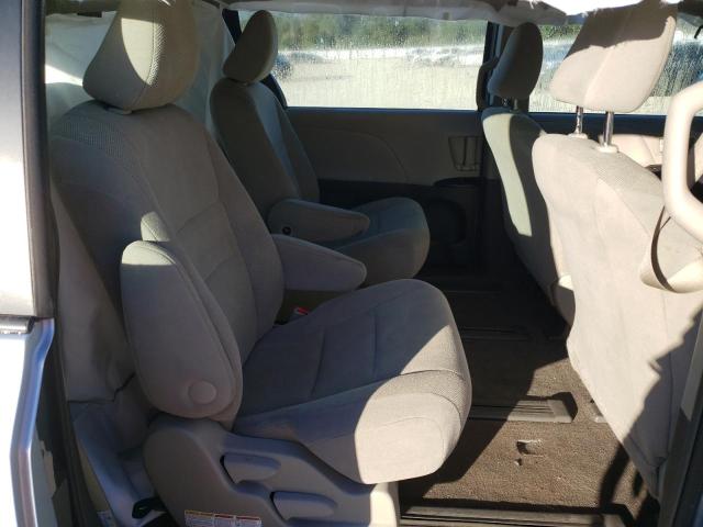 Photo 11 from auction – 2017 TOYOTA SIENNA with VIN 5TDZZ3DC3HS885628