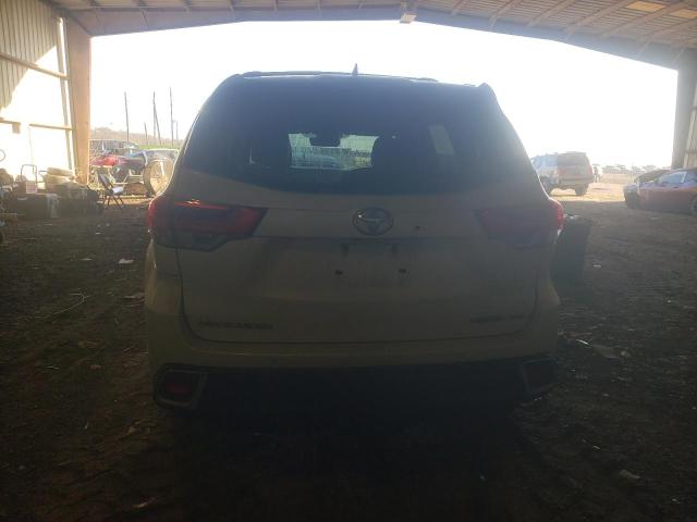 Photo 6 from auction – 2018 TOYOTA HIGHLANDER with VIN 5TDDZRFH6JS877230